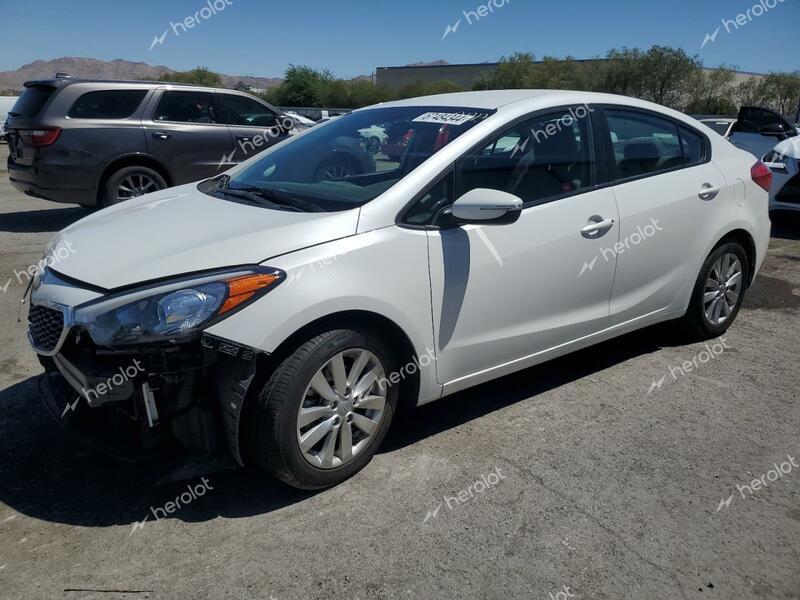 KIA FORTE LX 2016 white  gas KNAFX4A66G5541709 photo #1