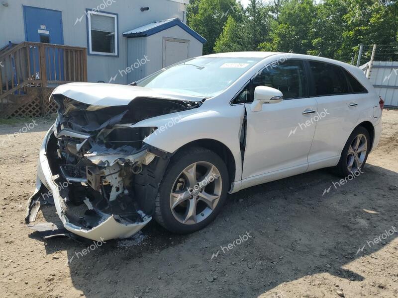 TOYOTA VENZA LE 2013 white 4dr spor gas 4T3BK3BB9DU079608 photo #1