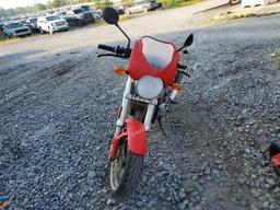 DUCATI MONSTER 75 2002 red  gas ZDM1RA3L72B015483 photo #3