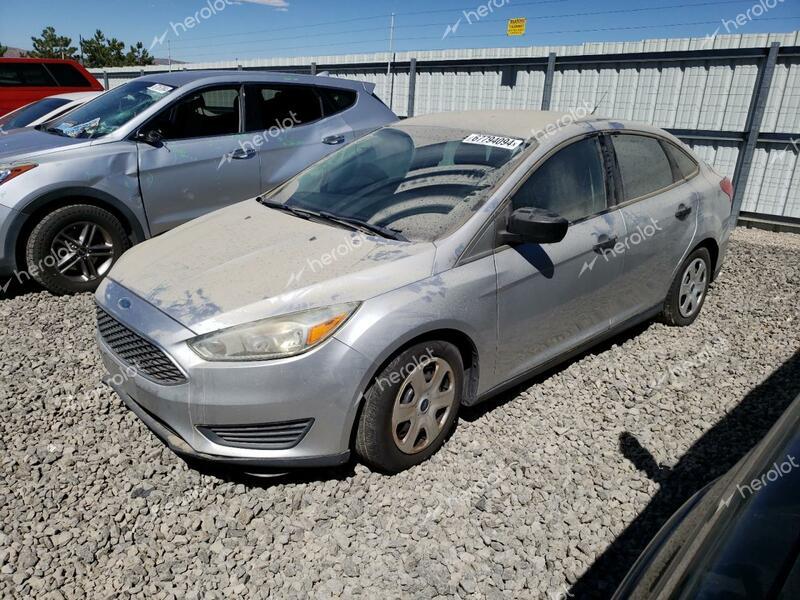 FORD FOCUS S 2015 gray sedan 4d gas 1FADP3E23FL301996 photo #1