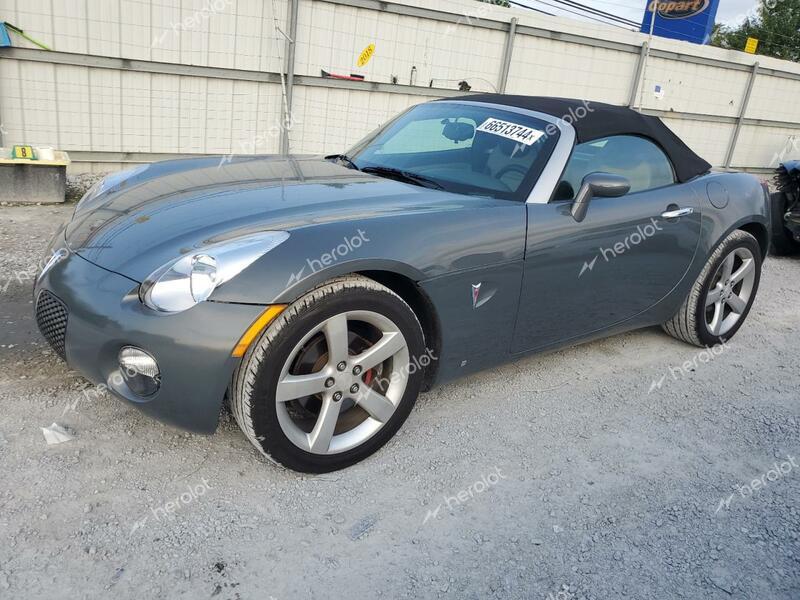 PONTIAC SOLSTICE 2008 gray  gas 1G2MB35B48Y116598 photo #1