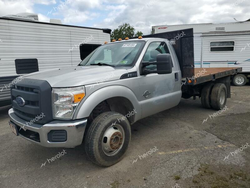 FORD F350 SUPER 2016 silver chassis diesel 1FDRF3HT3GEC53974 photo #1