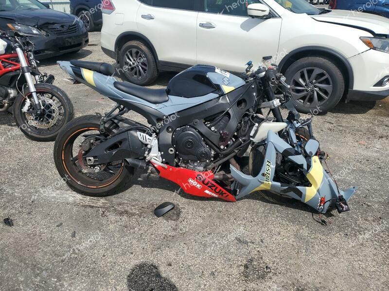 SUZUKI GSX-R750 2008 gray  gas JS1GR7LA882105395 photo #1