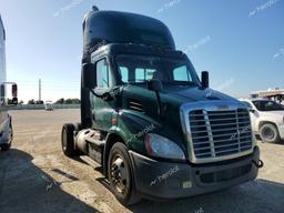 FREIGHTLINER CASCADIA 1 2018 green  diesel 3AKBGADV6JSJL4458 photo #2