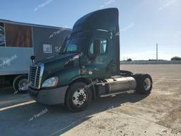 FREIGHTLINER CASCADIA 1 2018 green  diesel 3AKBGADV6JSJL4458 photo #3