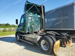 FREIGHTLINER CASCADIA 1 2018 green  diesel 3AKBGADV6JSJL4458 photo #4