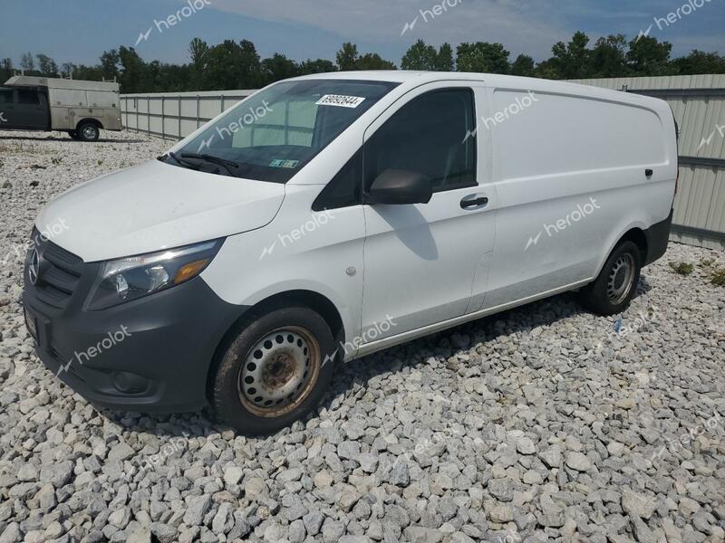 MERCEDES-BENZ METRIS 2019 white  gas WD3PG3EA9K3547325 photo #1