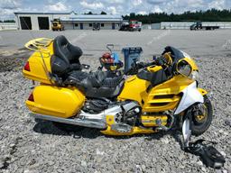 HONDA GL1800 A 2005 yellow road/str gas 1HFSC47475A410270 photo #2