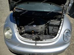 VOLKSWAGEN NEW BEETLE 2001 silver  gas 3VWDD21C31M404593 photo #4