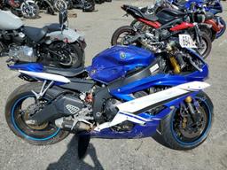 YAMAHA YZFR6 L 2007 blue  gas JYARJ12E27A022424 photo #2