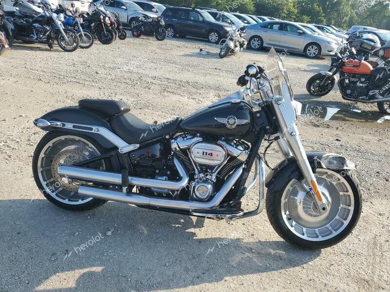 HARLEY-DAVIDSON FLFBS 2019 black  gas 1HD1YGK27KB074008 photo #1