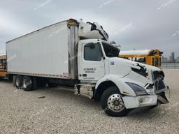 VOLVO VNR 2021 white  diesel 4V5WC9DH9MN270360 photo #2