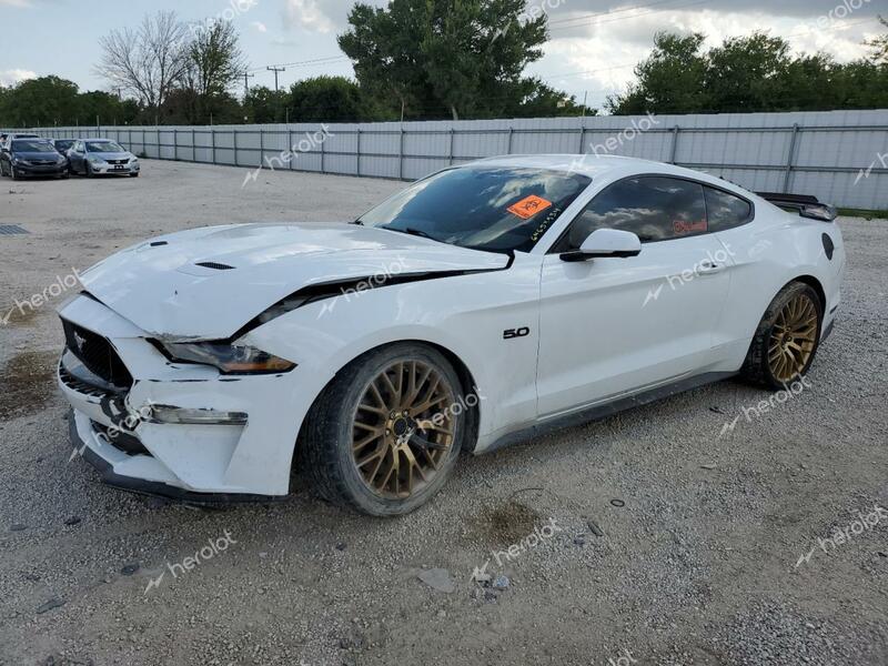 FORD MUSTANG GT 2018 white  gas 1FA6P8CF0J5154223 photo #1