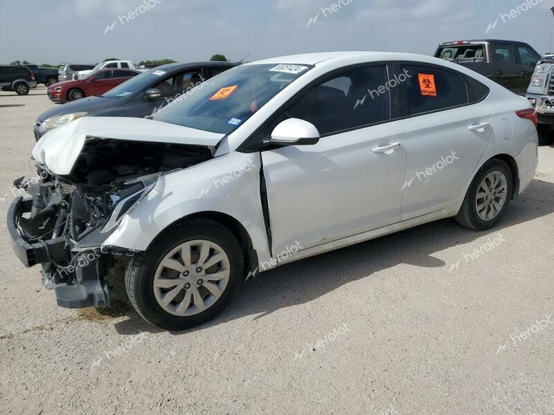 HYUNDAI ACCENT SE 2019 white  gas 3KPC24A34KE045041 photo #1