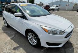 FORD FOCUS SE 2015 white hatchbac gas 1FADP3K23FL301209 photo #2