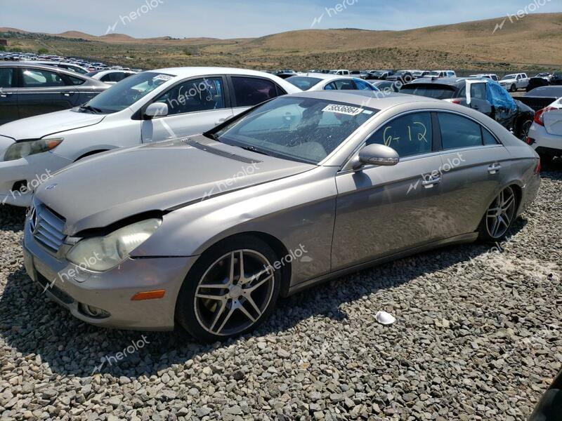 MERCEDES-BENZ CLS 500C 2006 gray  gas WDDDJ75XX6A019306 photo #1