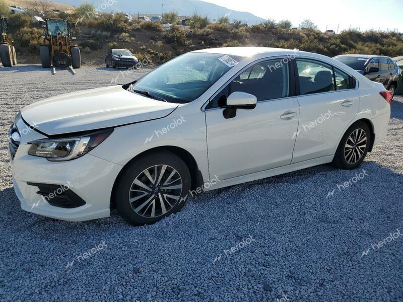 SUBARU LEGACY 2.5 2019 white  gas 4S3BNAF66K3023456 photo #1