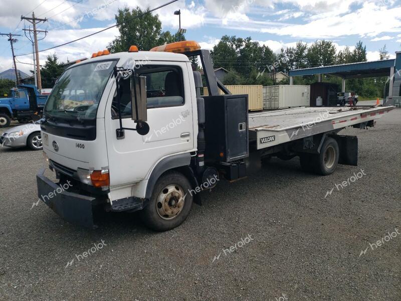 NISSAN DIESEL UD1400 2004 white tilt cab diesel JNAUZU1J24A555315 photo #1