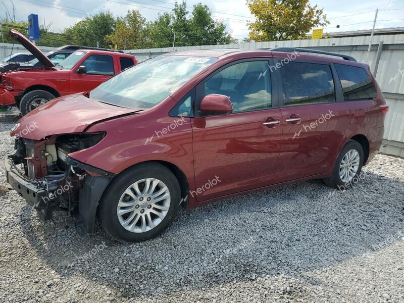 TOYOTA SIENNA XLE 2016 burgundy  gas 5TDYK3DC9GS754072 photo #1