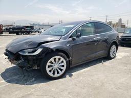 TESLA MODEL X 2018 gray  electric 5YJXCBE24JF115568 photo #2