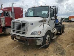 FREIGHTLINER M2 112 MED 2017 white  diesel 1FUJC5DV7HHJD3340 photo #3