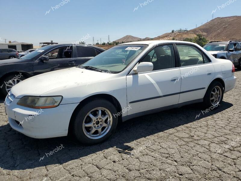 HONDA ACCORD LX 1999 white sedan 4d gas JHMCG6659XC001847 photo #1