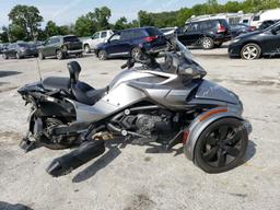 CAN-AM SPYDER ROA 2016 silver road/str gas 2BXREDD24GV001087 photo #2