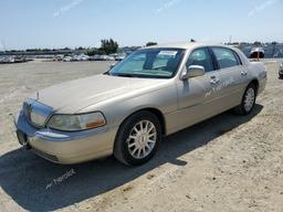 LINCOLN TOWN CAR S 2006 gold sedan 4d gas 1LNHM81W56Y615951 photo #2