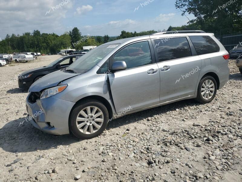 TOYOTA SIENNA XLE 2016 silver sports v gas 5TDDK3DC2GS135618 photo #1