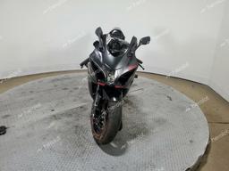 SUZUKI GSX-R1000 2020 black  gas JS1DM11B5L7100080 photo #3