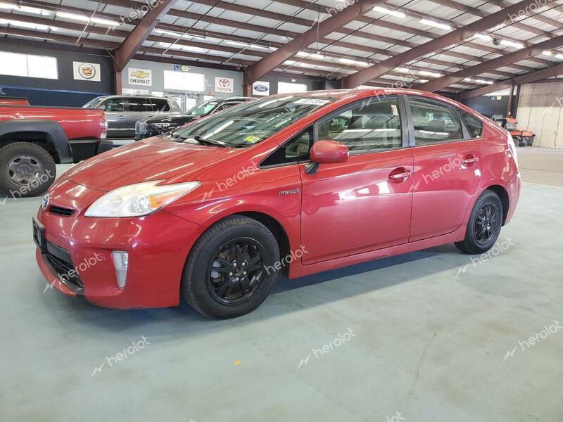 TOYOTA PRIUS 2012 red hatchbac hybrid engine JTDKN3DU8C1495586 photo #1