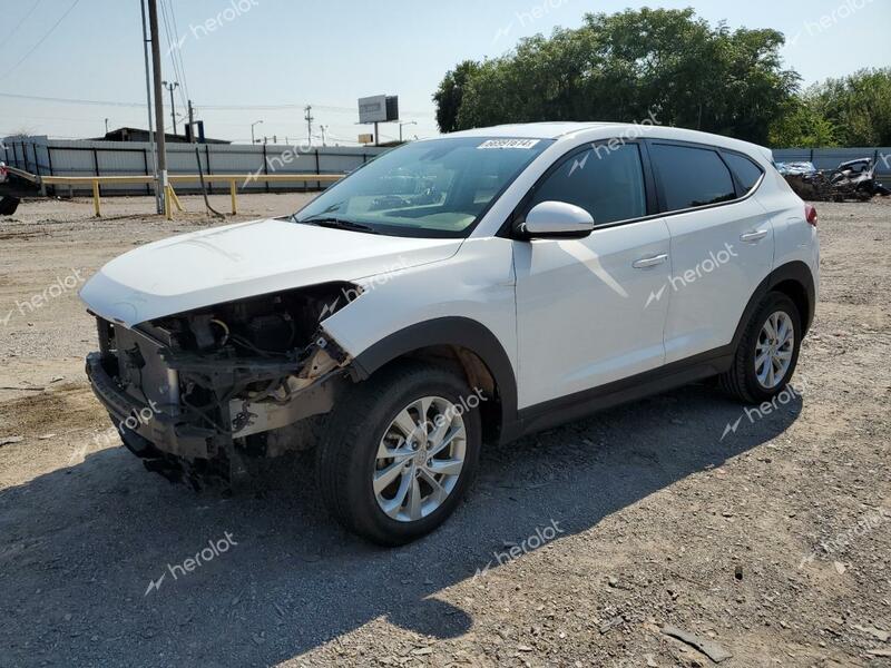 HYUNDAI TUCSON SE 2019 white  gas KM8J2CA44KU846933 photo #1