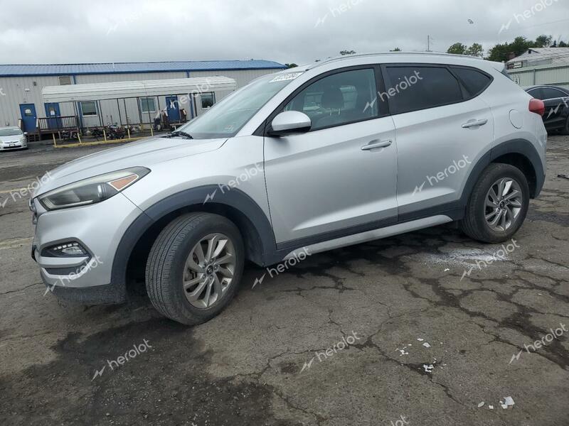 HYUNDAI TUCSON SEL 2018 silver  gas KM8J3CA42JU646256 photo #1