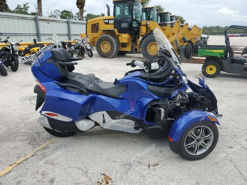 CAN-AM SPYDER ROA 2012 blue  gas 2BXJBKC14CV001152 photo #1