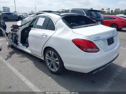 2018 MERCEDES-BENZ C 300 White  Gasoline WDDWF4JB3JR404011 photo #4