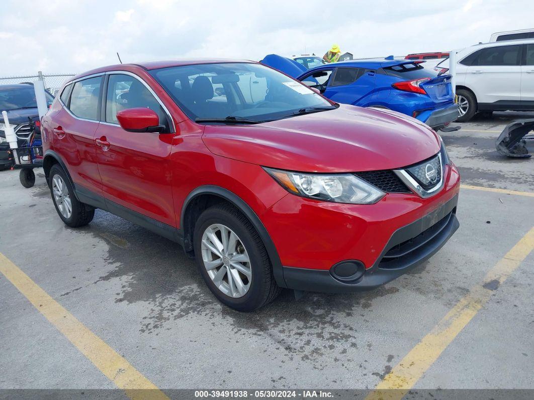 2018 NISSAN ROGUE SPORT S Red  Gasoline JN1BJ1CP2JW189367 photo #1