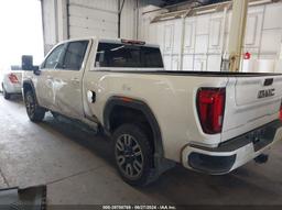 2020 GMC SIERRA 2500HD 4WD  LONG BED AT4/4WD  STANDARD BED AT4 White  Diesel 1GT49PEY7LF194574 photo #4