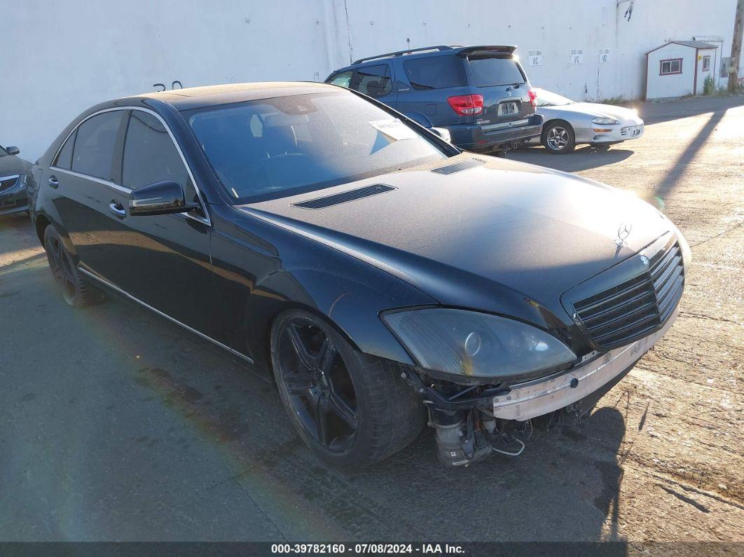 2010 MERCEDES-BENZ S 550 Black sedan 4d gas WDDNG7BB7AA335394 photo #1