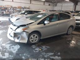 2011 TOYOTA PRIUS FOUR Silver  Hybrid JTDKN3DUXB5338052 photo #3