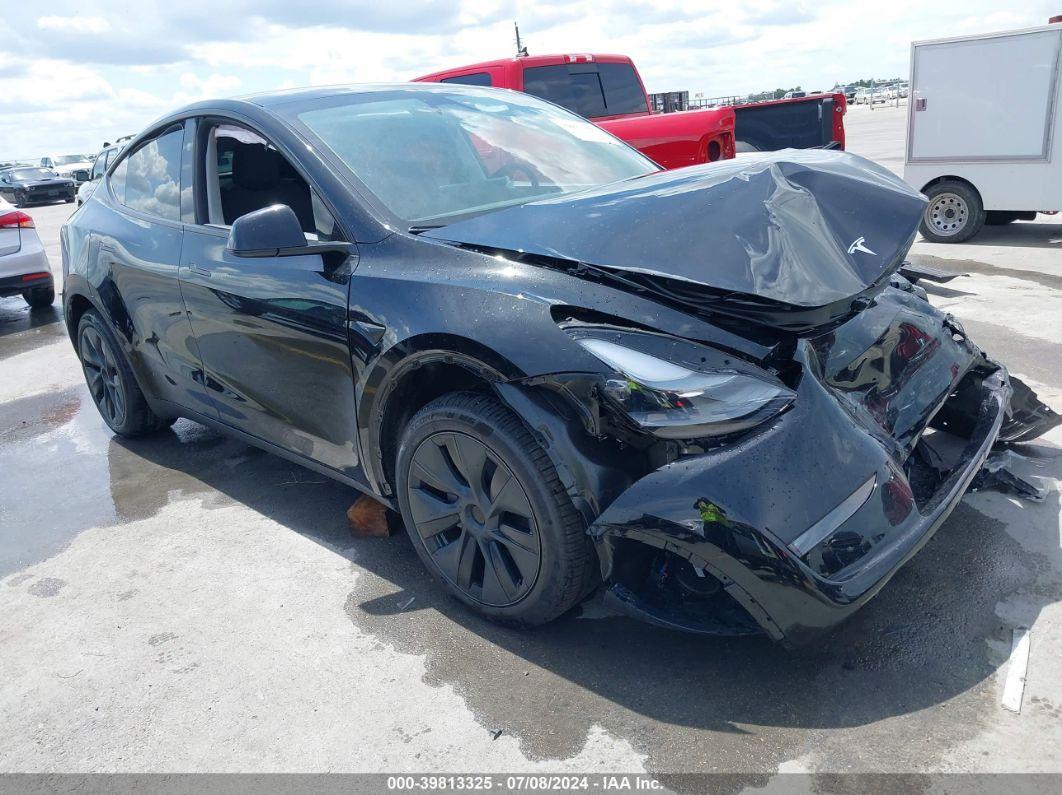 2024 TESLA MODEL Y LONG RANGE DUAL MOTOR ALL-WHEEL DRIVE Black  Electric 7SAYGDEE7RA294795 photo #1