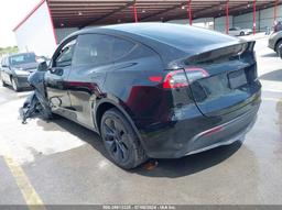 2024 TESLA MODEL Y LONG RANGE DUAL MOTOR ALL-WHEEL DRIVE Black  Electric 7SAYGDEE7RA294795 photo #4