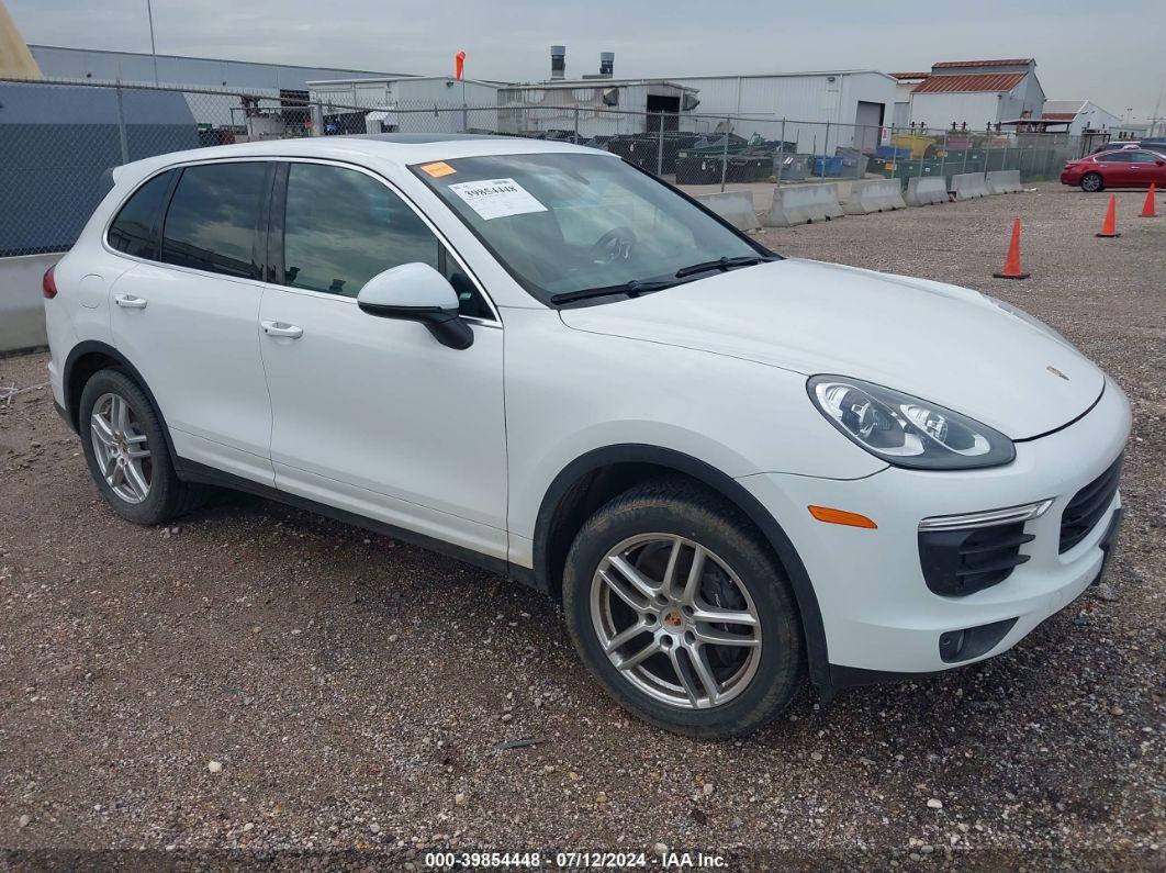 2016 PORSCHE CAYENNE White  Gasoline WP1AA2A28GLA02955 photo #1