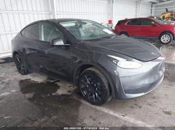 2024 TESLA MODEL Y LONG RANGE/RWD Gray  Electric 7SAYGDED5RF036124 photo #2