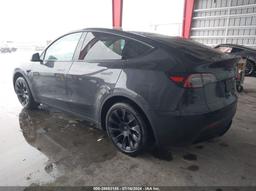 2024 TESLA MODEL Y LONG RANGE/RWD Gray  Electric 7SAYGDED5RF036124 photo #4