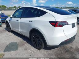 2023 TESLA MODEL Y White  Electric 7SAYGDEE2PA110084 photo #4