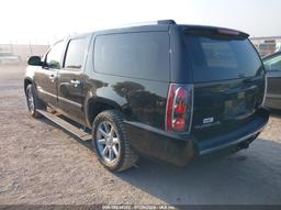 2014 GMC YUKON XL 1500 DENALI Black  Flexible Fuel 1GKS2MEF9ER157640 photo #4