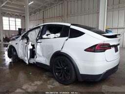 2022 TESLA MODEL X DUAL MOTOR ALL-WHEEL DRIVE White  Electric 7SAXCBE53NF343189 photo #4