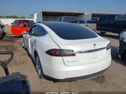 2015 TESLA MODEL S White  Electric 5YJSA1H20FF080945 photo #4