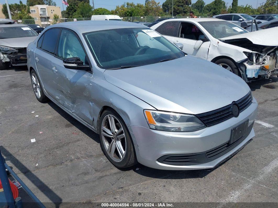 2012 VOLKSWAGEN JETTA 2.5L SE Silver  Gasoline 3VWDP7AJXCM301435 photo #1