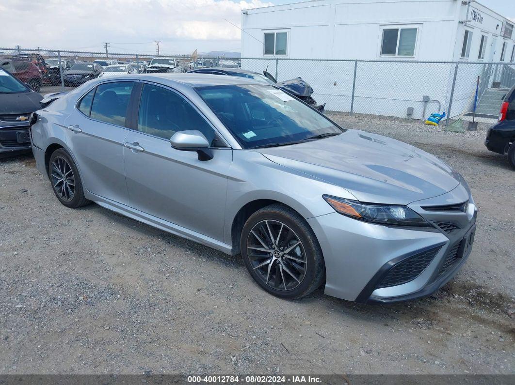 2021 TOYOTA CAMRY SE/SE NIGHTSHADE EDITION Silver  Gasoline 4T1G11AK1MU488709 photo #1